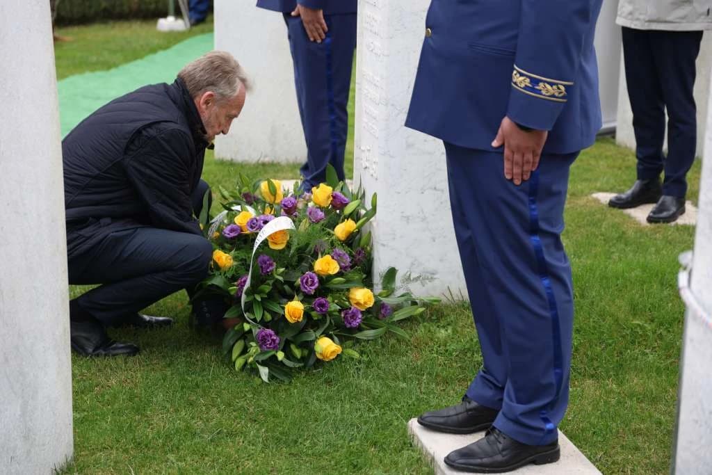 Na Kovačima obilježena 22. godišnjica smrti Alije Izetbegovića