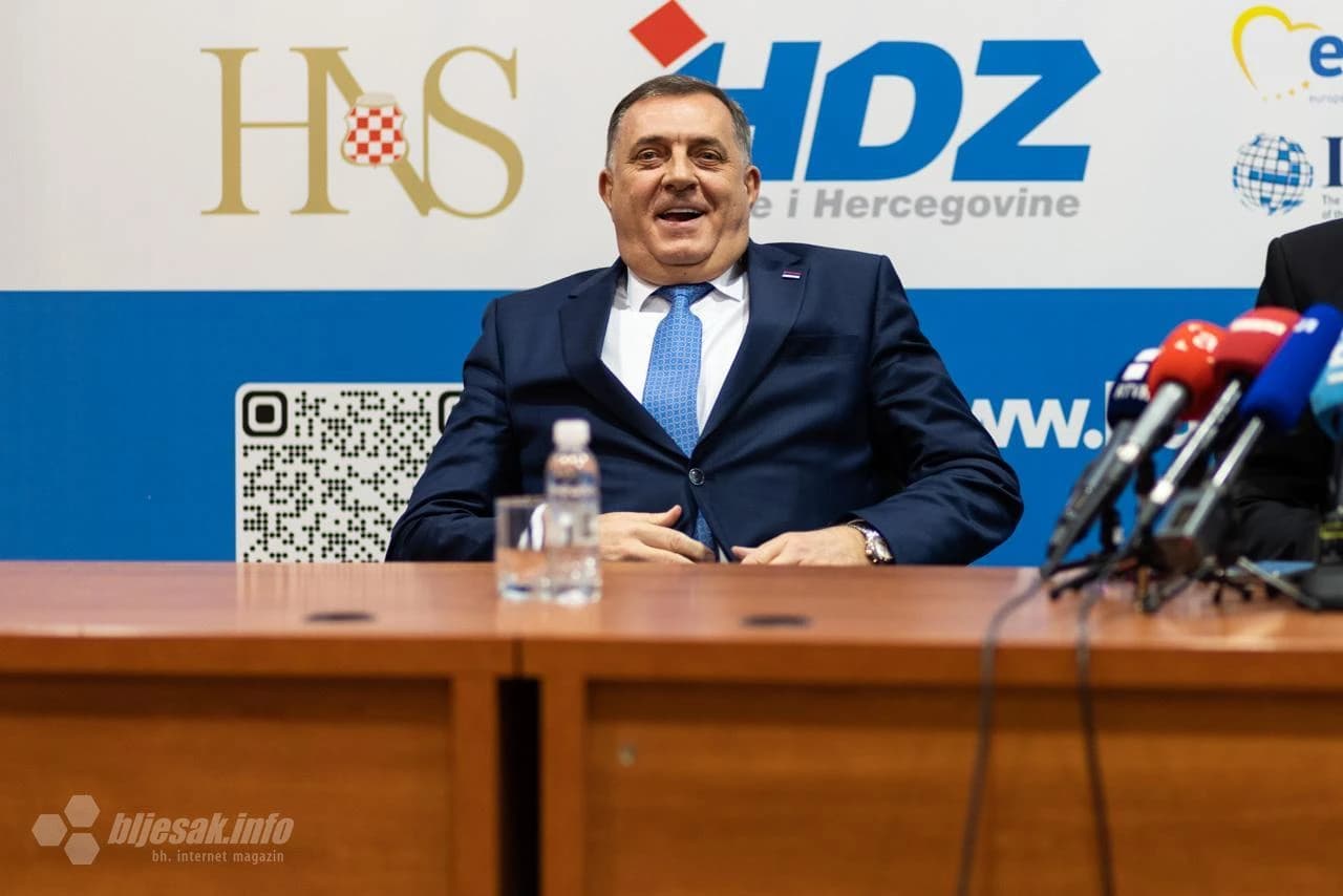 Nasmijani Milorad Dodik / Arhiva