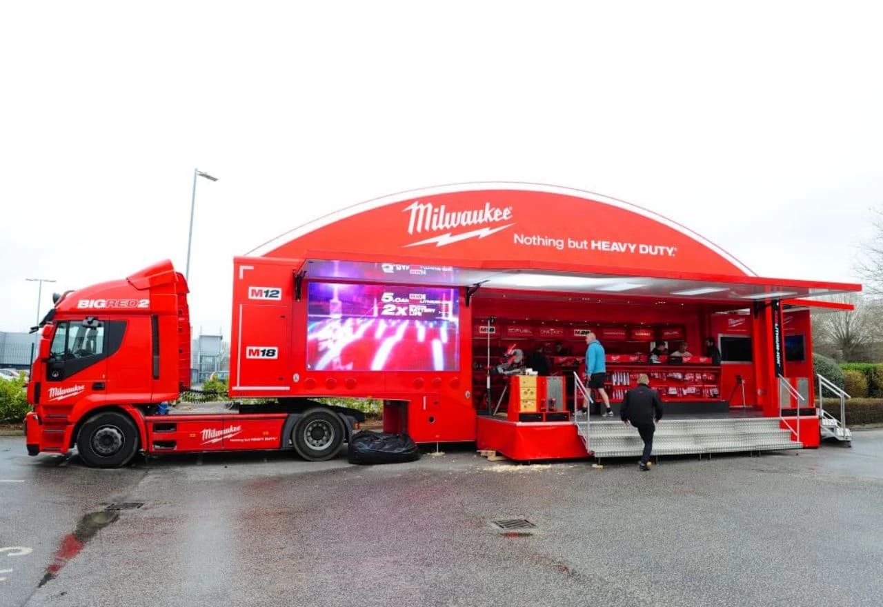 MILWAUKEE BIG RED TRUCK Mostar