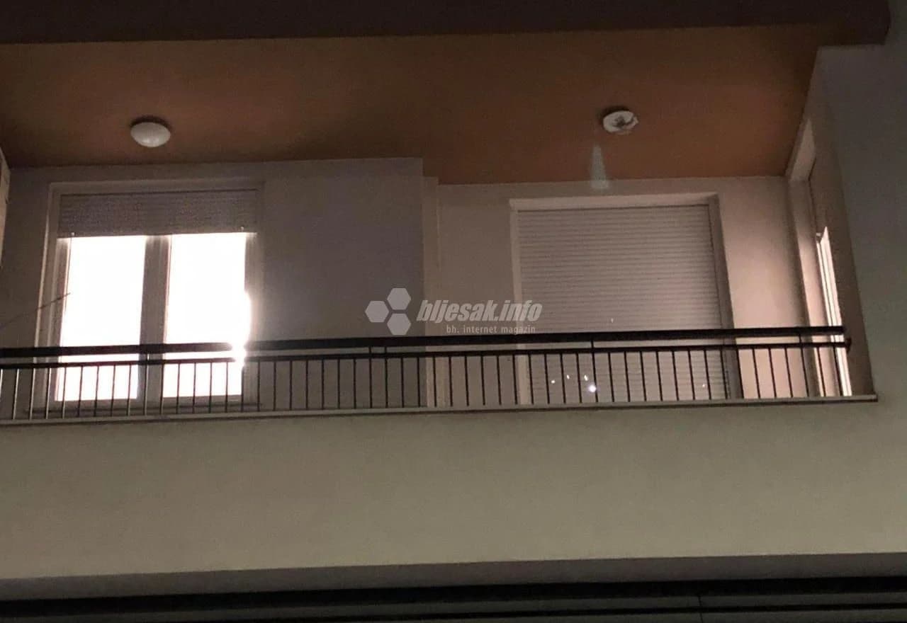 Bačena bomba na zgradu ''Mljekara''