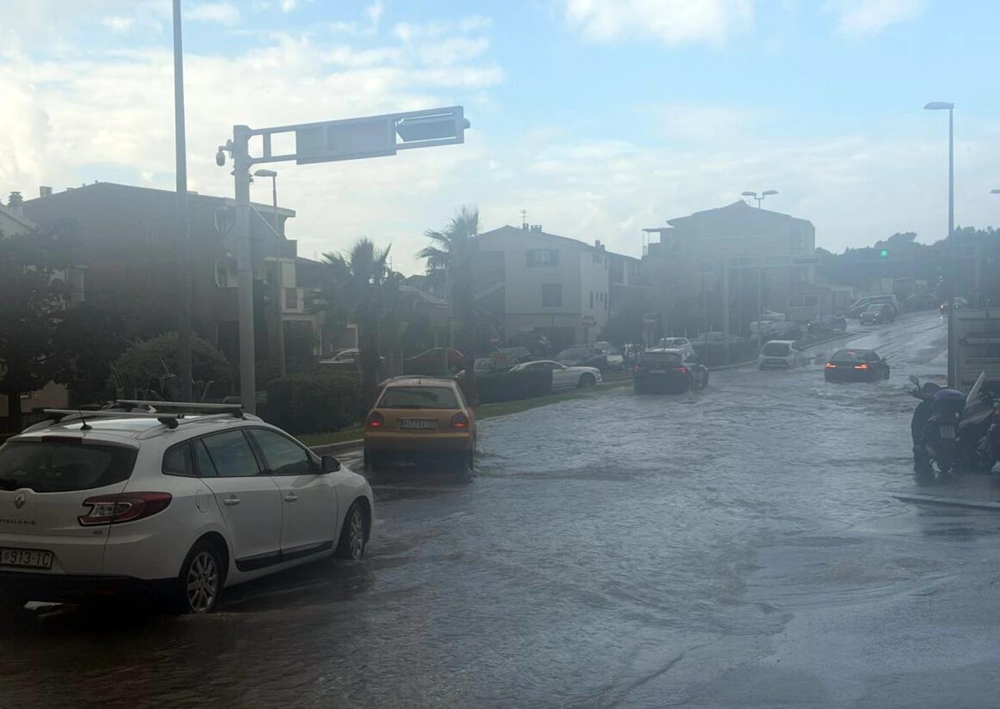 Nevrijeme u Makarskoj