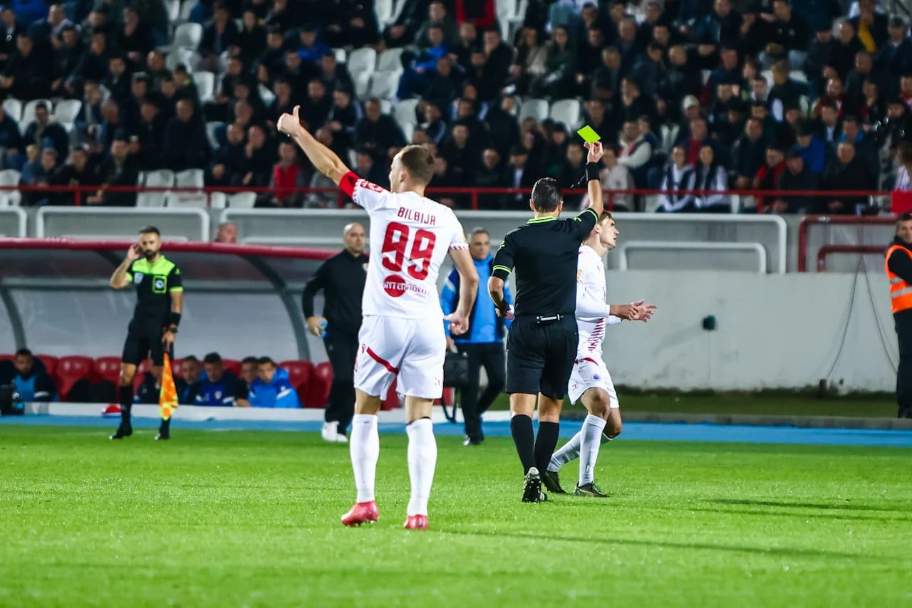 Peljto pokazao prvi žuti karton