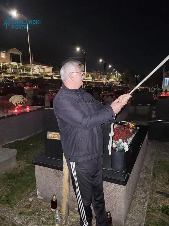 Cjelonoćno zvonjenje uoči Dana mrtvih u Čapljini