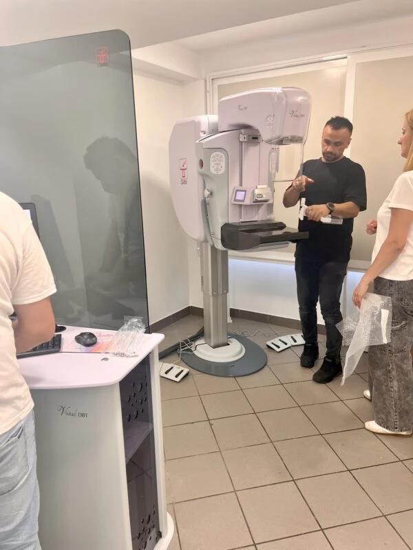 U prostorijama službe za radiologiju Doma zdravlja Mostar instaliran je novi digitalni mamograf.