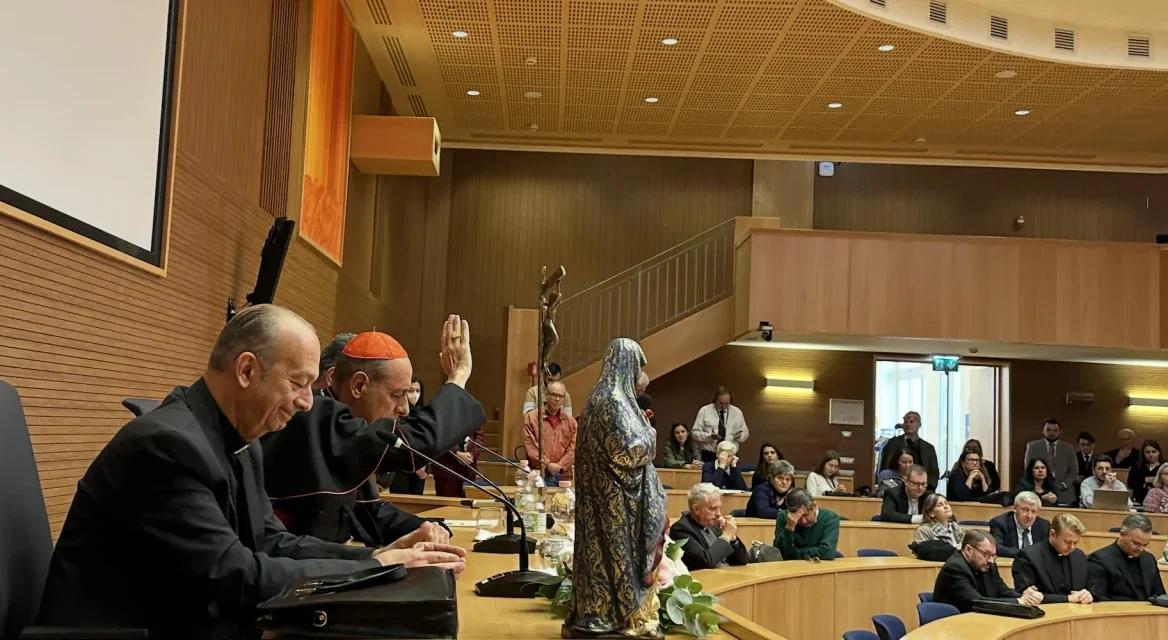 Mater populi fidelis