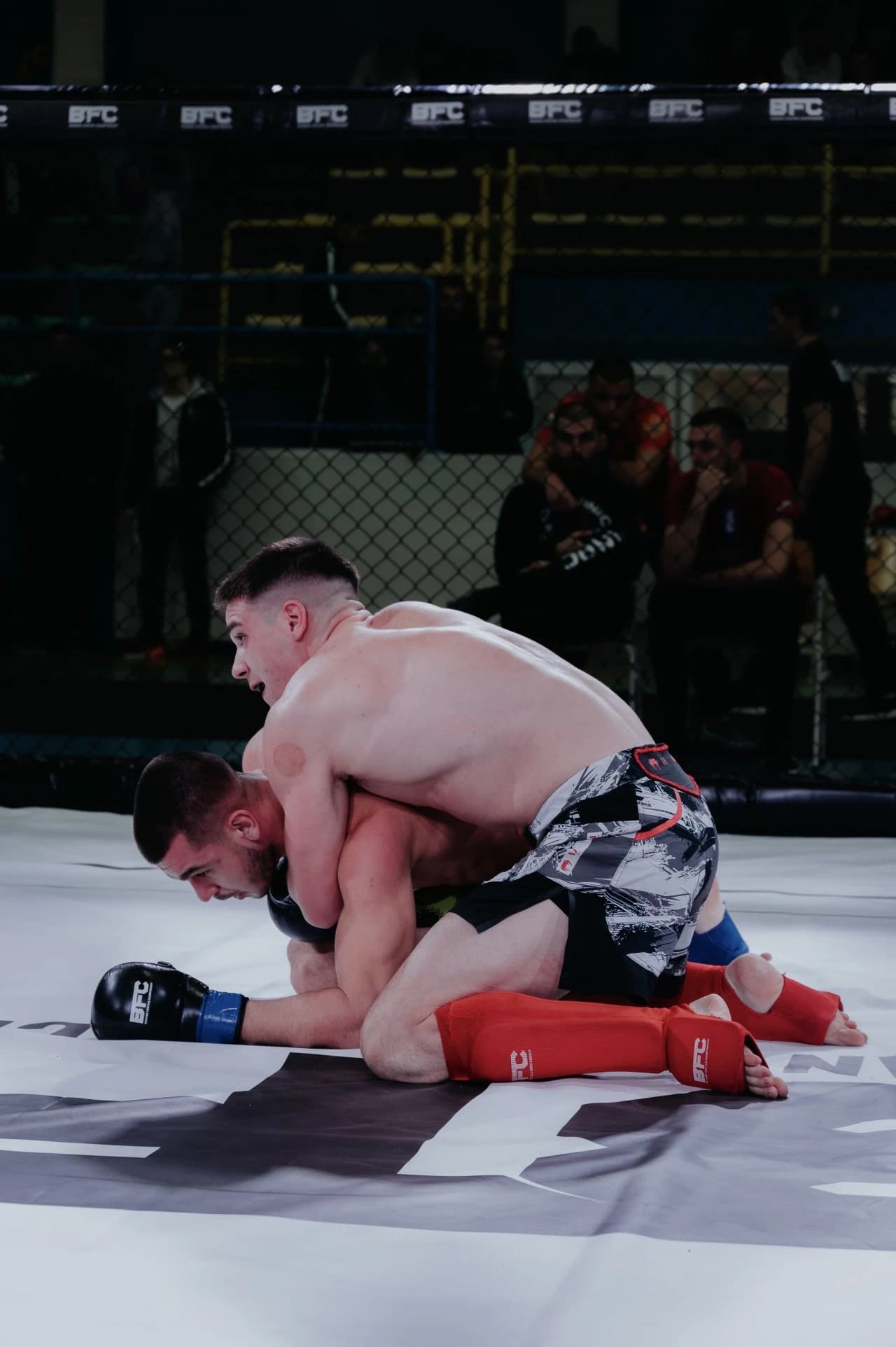 Mostarski MMA borac Marin Radat upisao novu pobjedu