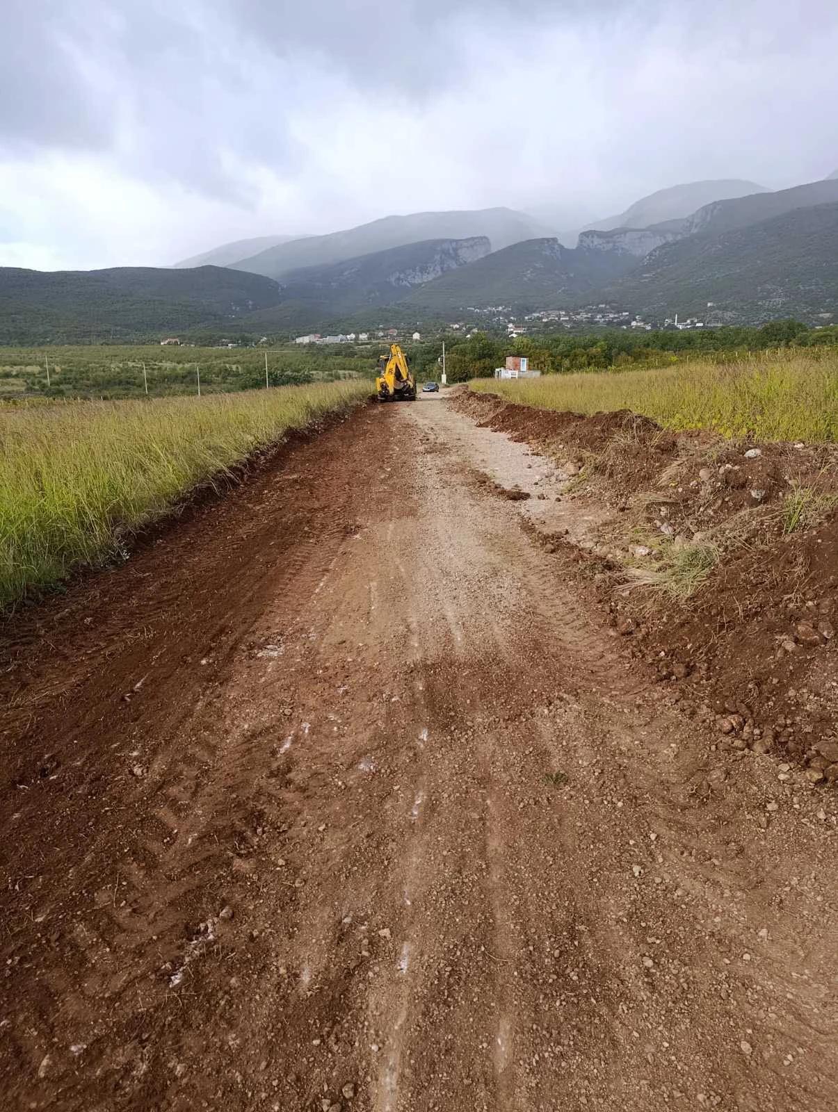 Radovi na cesti Željuša-Podgorani