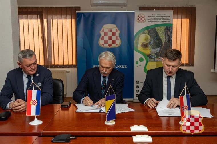 Potpisivanje ugovora