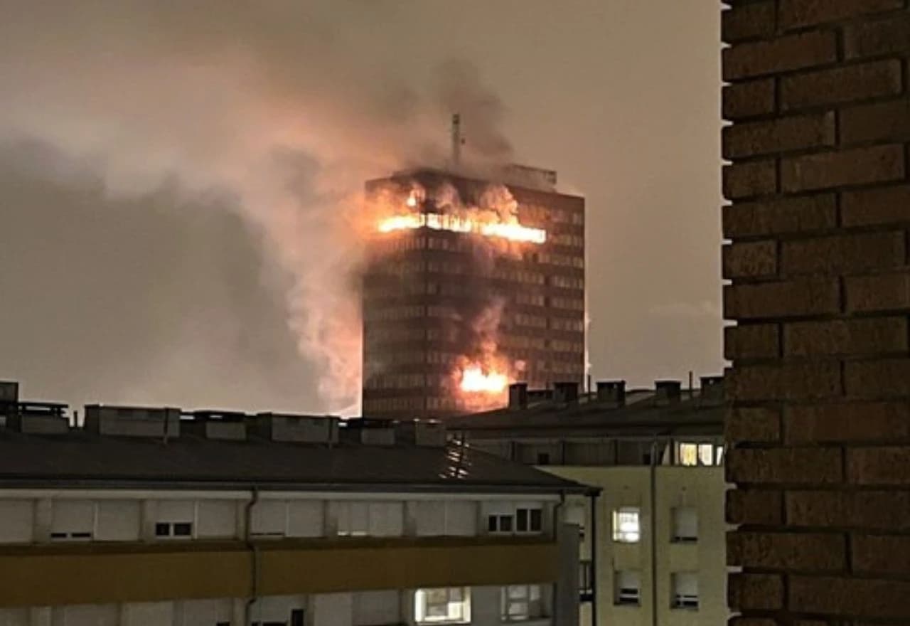 Vatra gutala katove Vjesnikovog nebodera