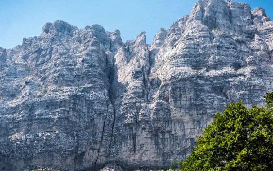 Sjeverna strana Veleži