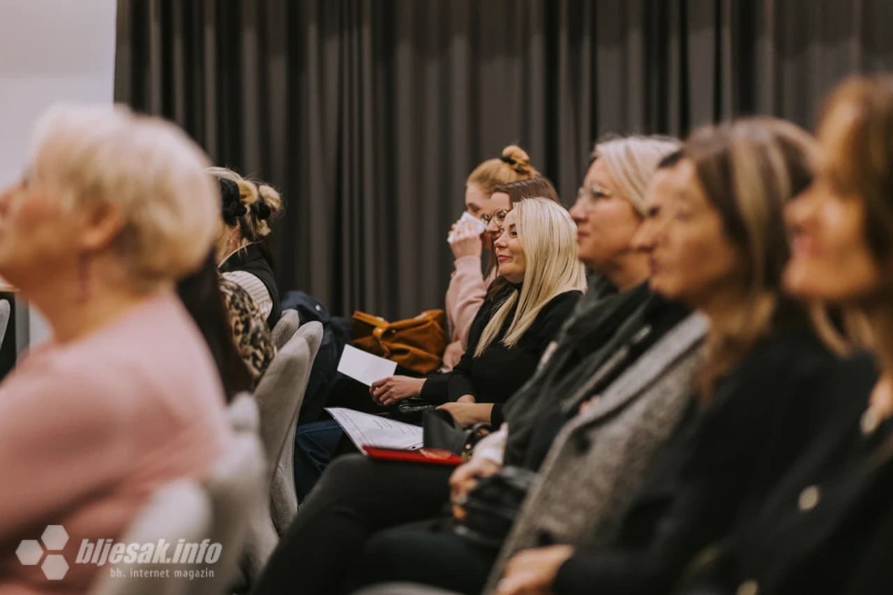 Predavanje pod nazivom "Zašto smo svi umorni? Mentalno zdravlje u vremenu preopterećenja"