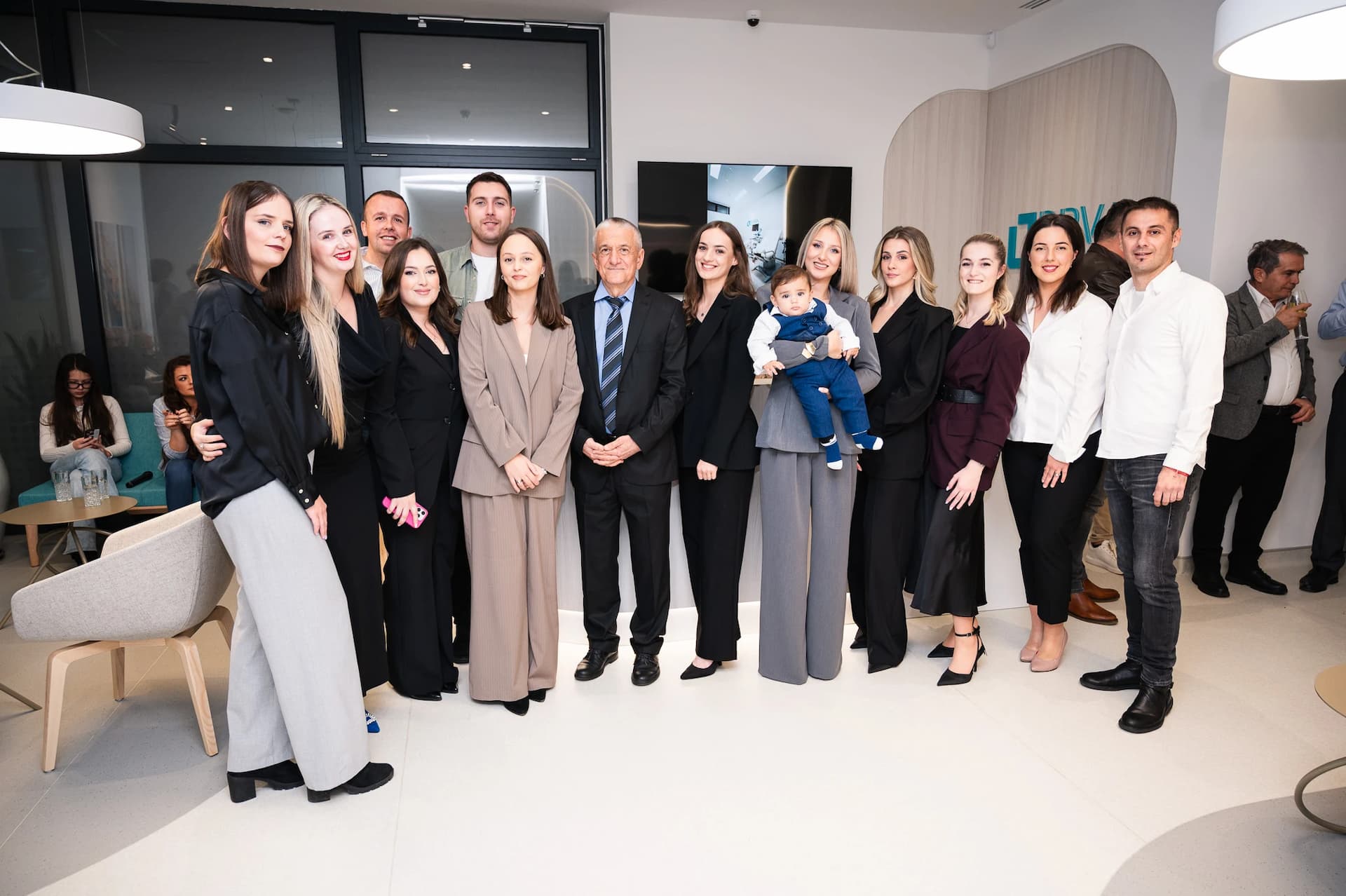 PRVA POLIKLINIKA Mostar