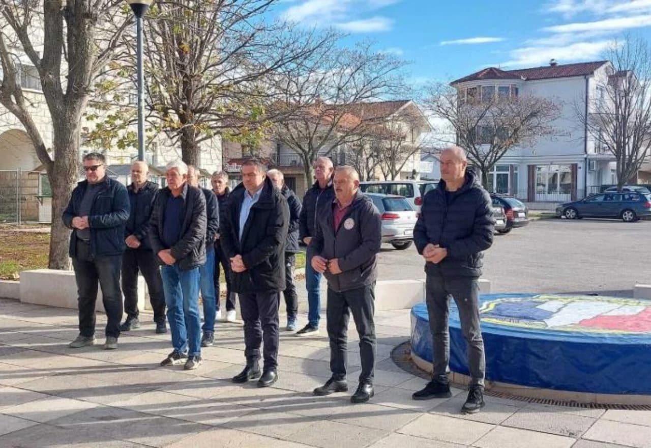 Odana počast generalu Praljku u Posušju