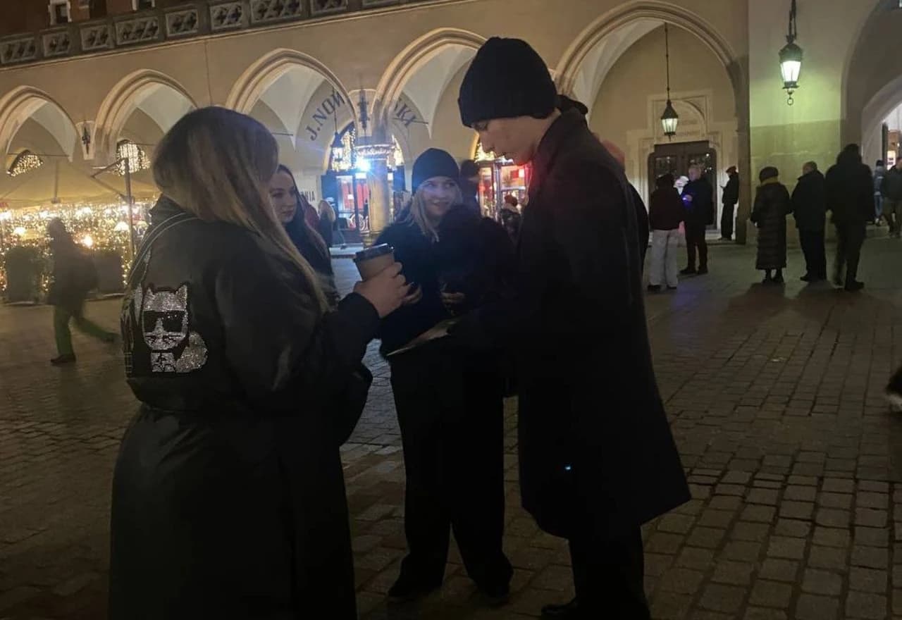 Okupljeni na komemoraciji u Krakovu za Aldinu Jahić