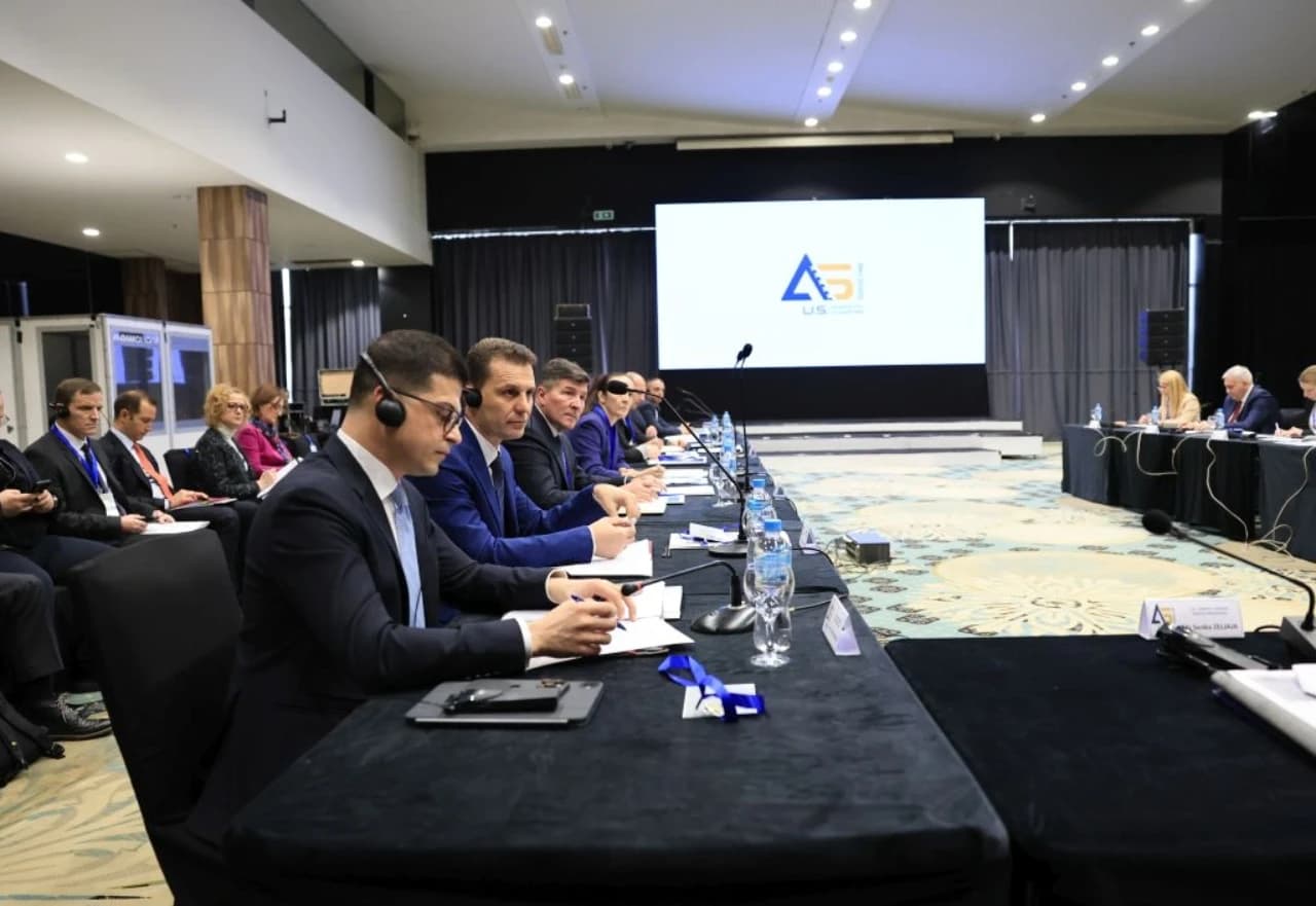 Sastanak potpisnika Američko-jadranske povelje A-5