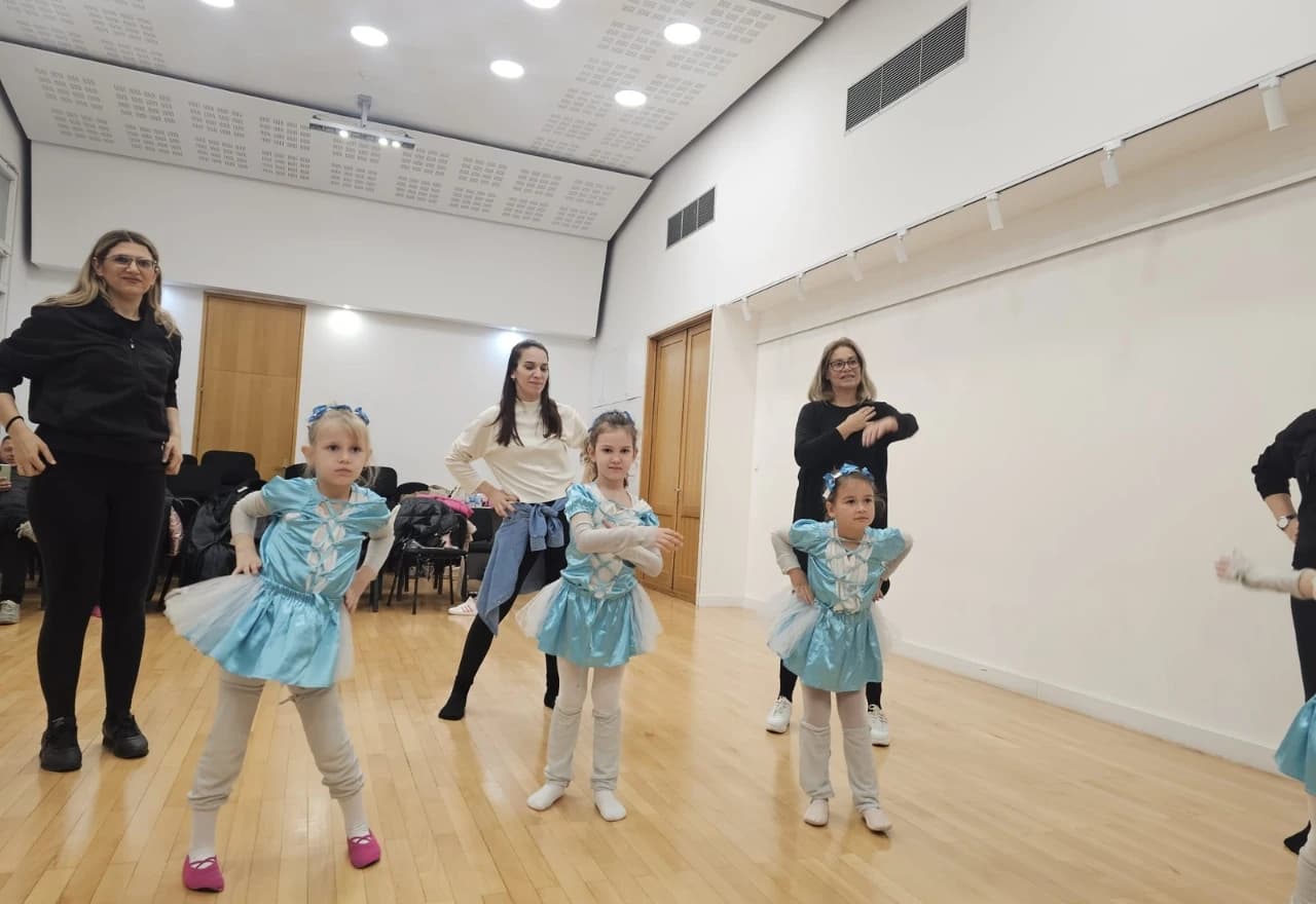 Flash jača obiteljske veze kroz igru, pokret i kreativno druženje