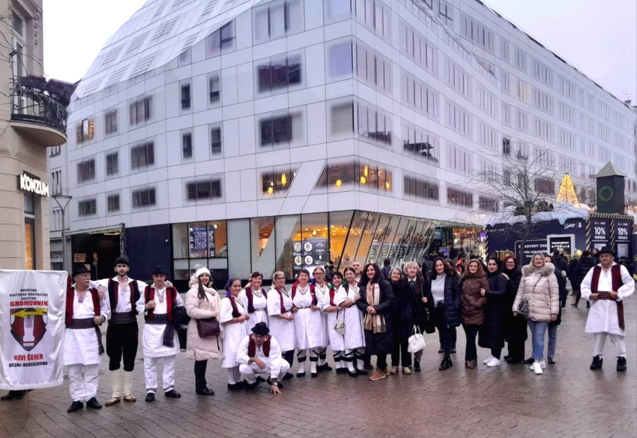 Članovi HKUD "Gromovnik" Novi Šeher