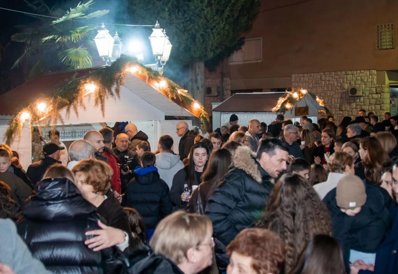 Druga večer FrAdventa