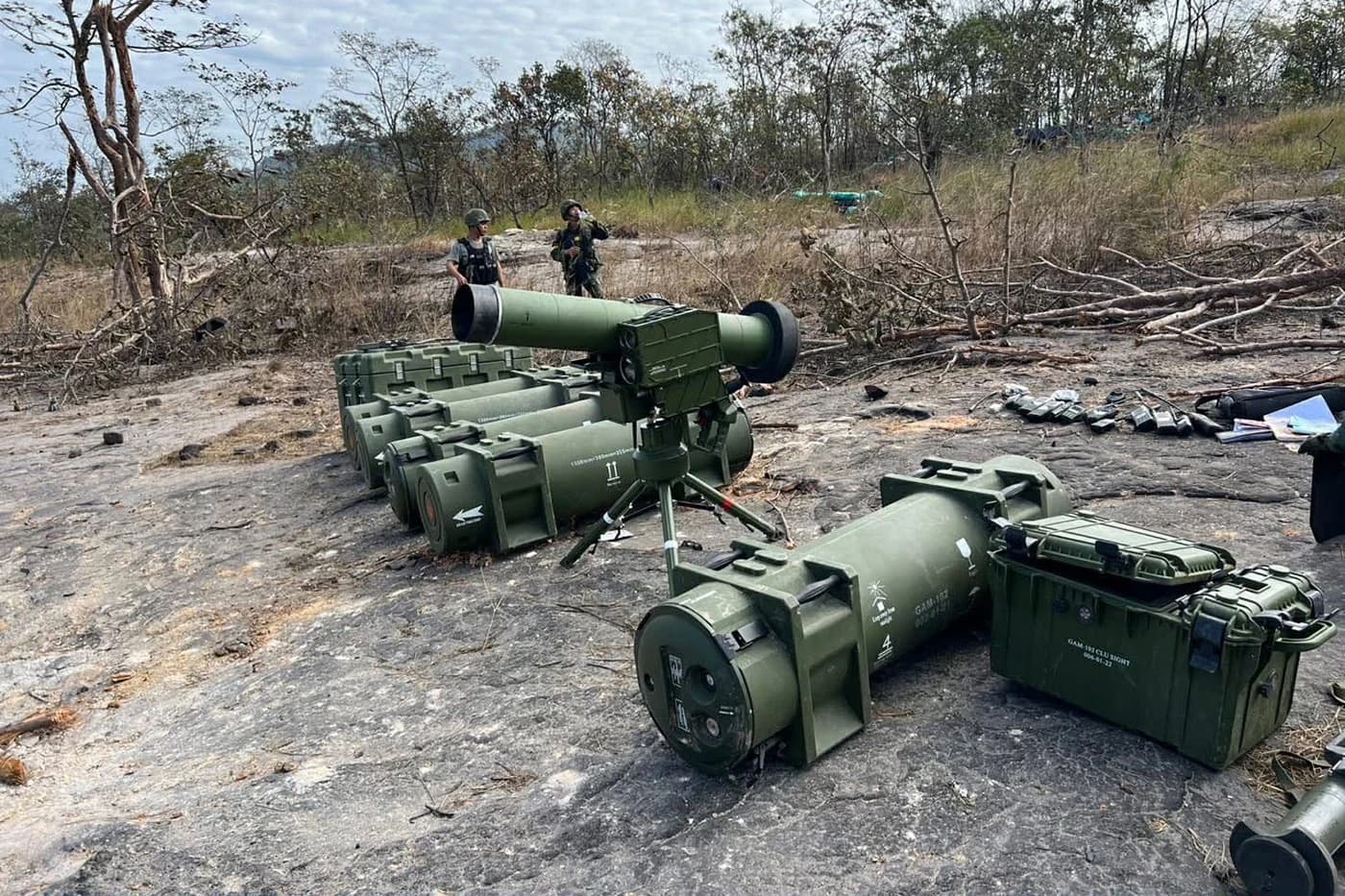 Tajlandska vojska sa zarobljenom opremom: GAM-102LR je protutenkovsko oružje iz Kine