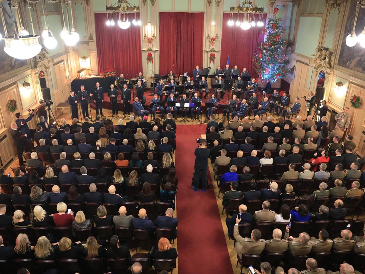 Božić u Ministarstvu obrane BiH u znaku mira, vojske i zajedništva