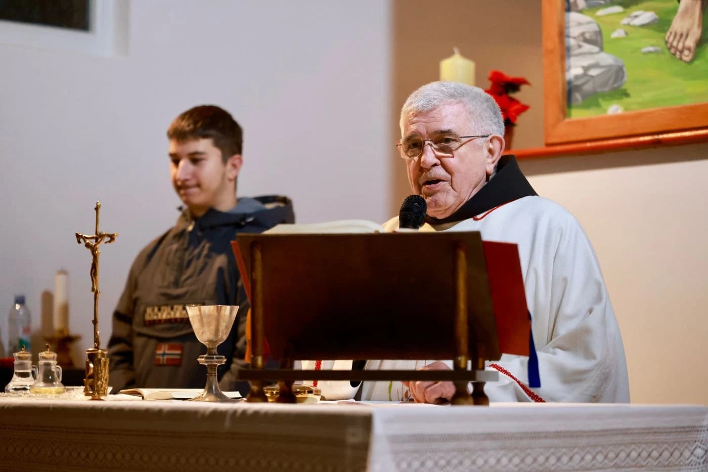Fra Ante Marić obećao: Dokle god mogu hodati, dolazit ću na polnoćku u Rašku Goru