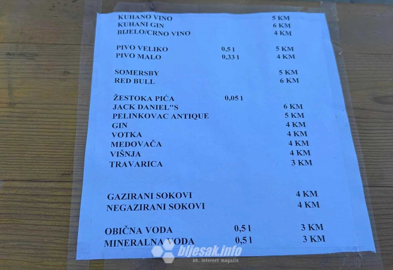 Postavljeni su šankovi za doček Nove godine