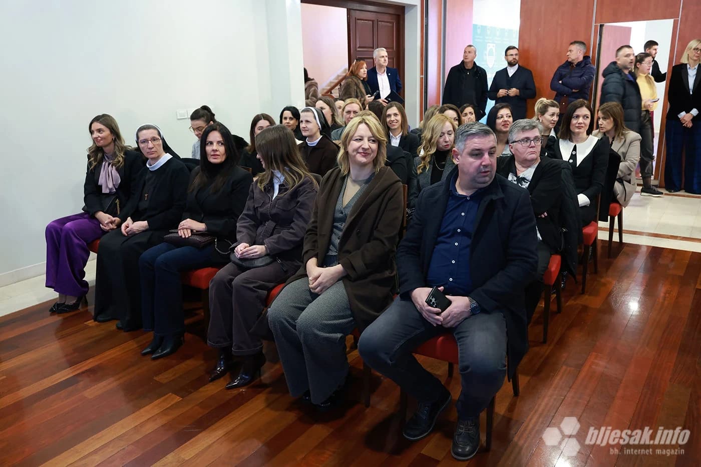 Ministarstvo demografije RH u Mostaru dodijelilo ugovore za demografske projekte