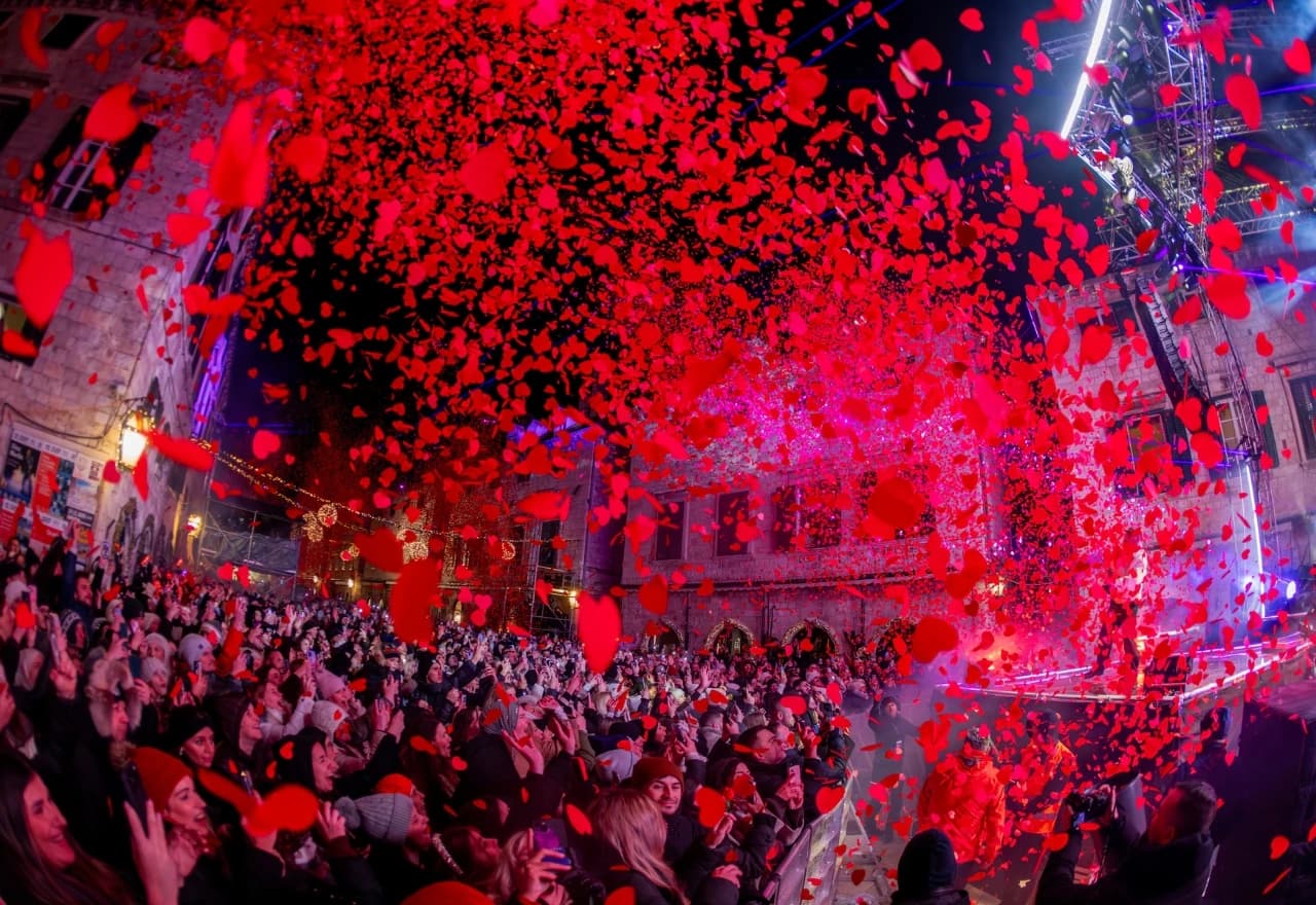 Dino Merlin na Stradunu