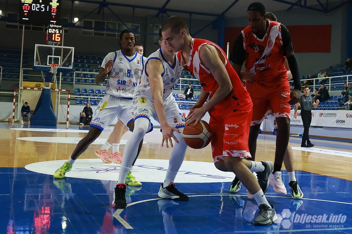 Košarkaši Širokog TT Kabeli bez većih problema su savladali HKK Zrinjski 1992 iz Mostara 123-80 u susretu 12. kola prvenstva BiH.