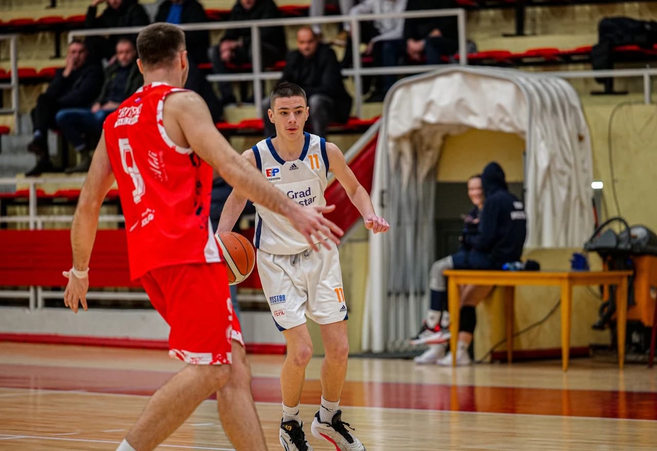 Sušac s 14 godina zaigrao za seniore HKK Mostar