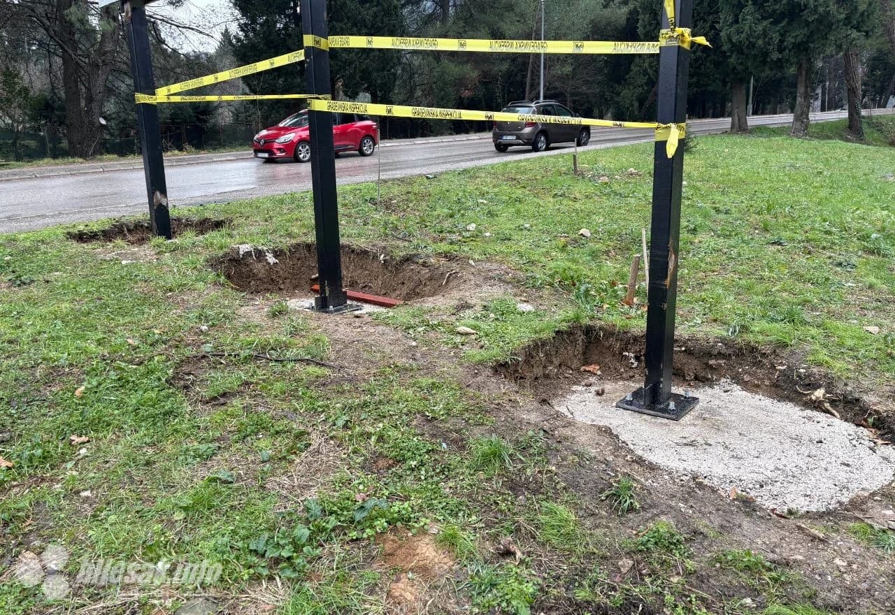 Billboard na Bijelom brijegu