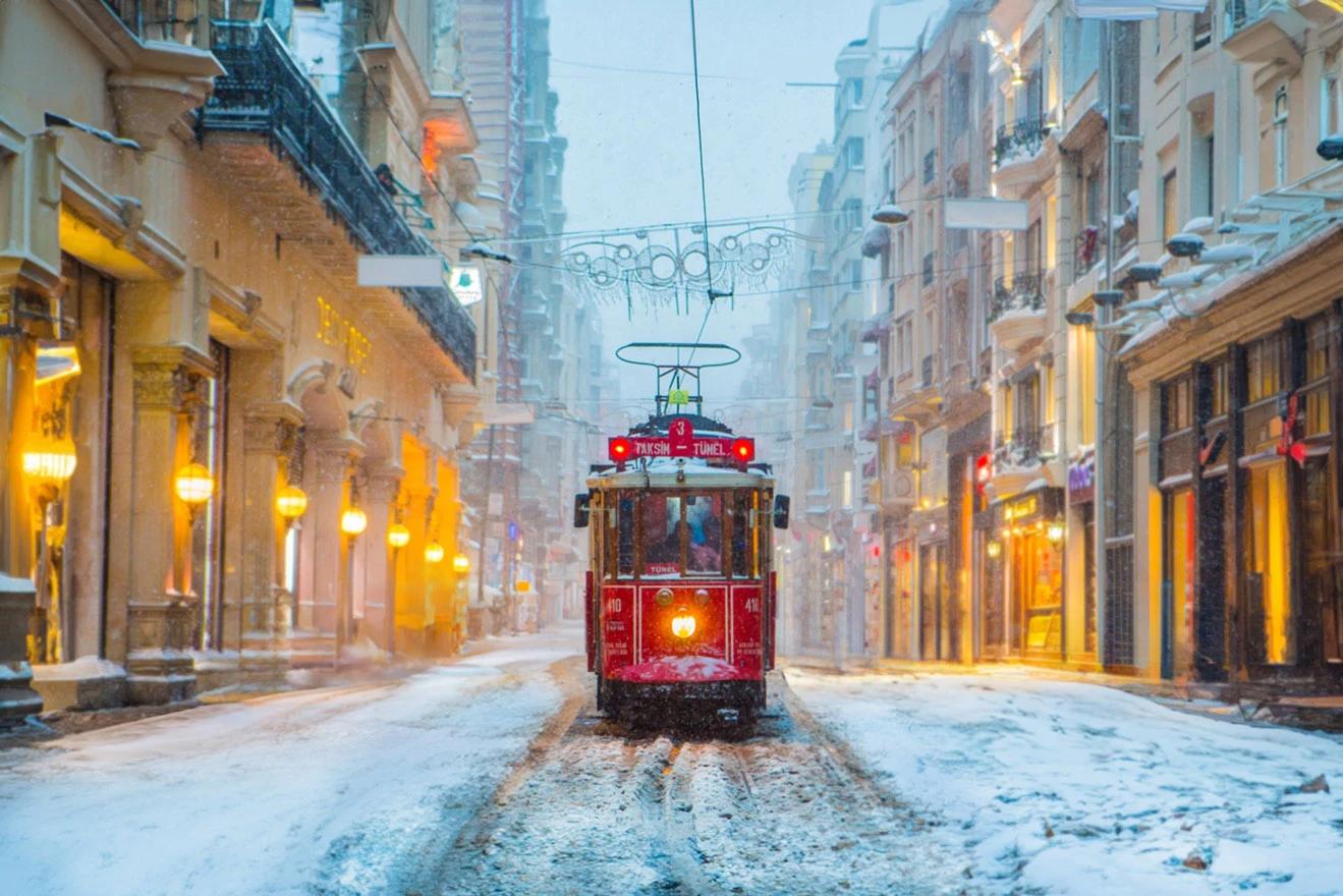 Istanbul Taksim Winter