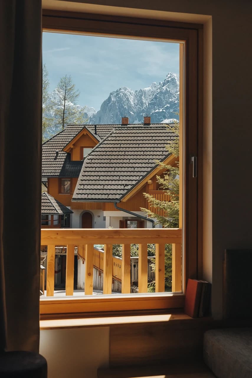 Smještaj u Kranjskoj Gori s pogledom na obližnje vrhove