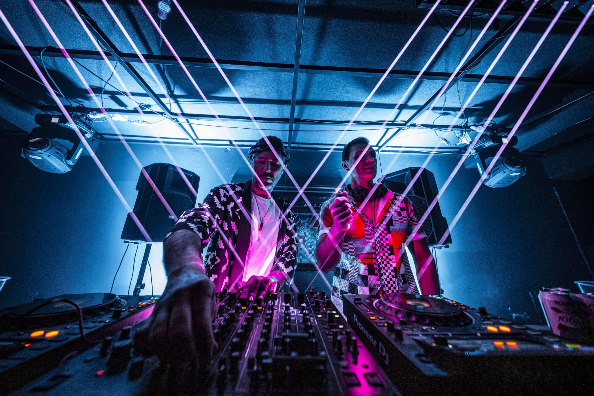 Herz 2026  by AdnanLingo 33