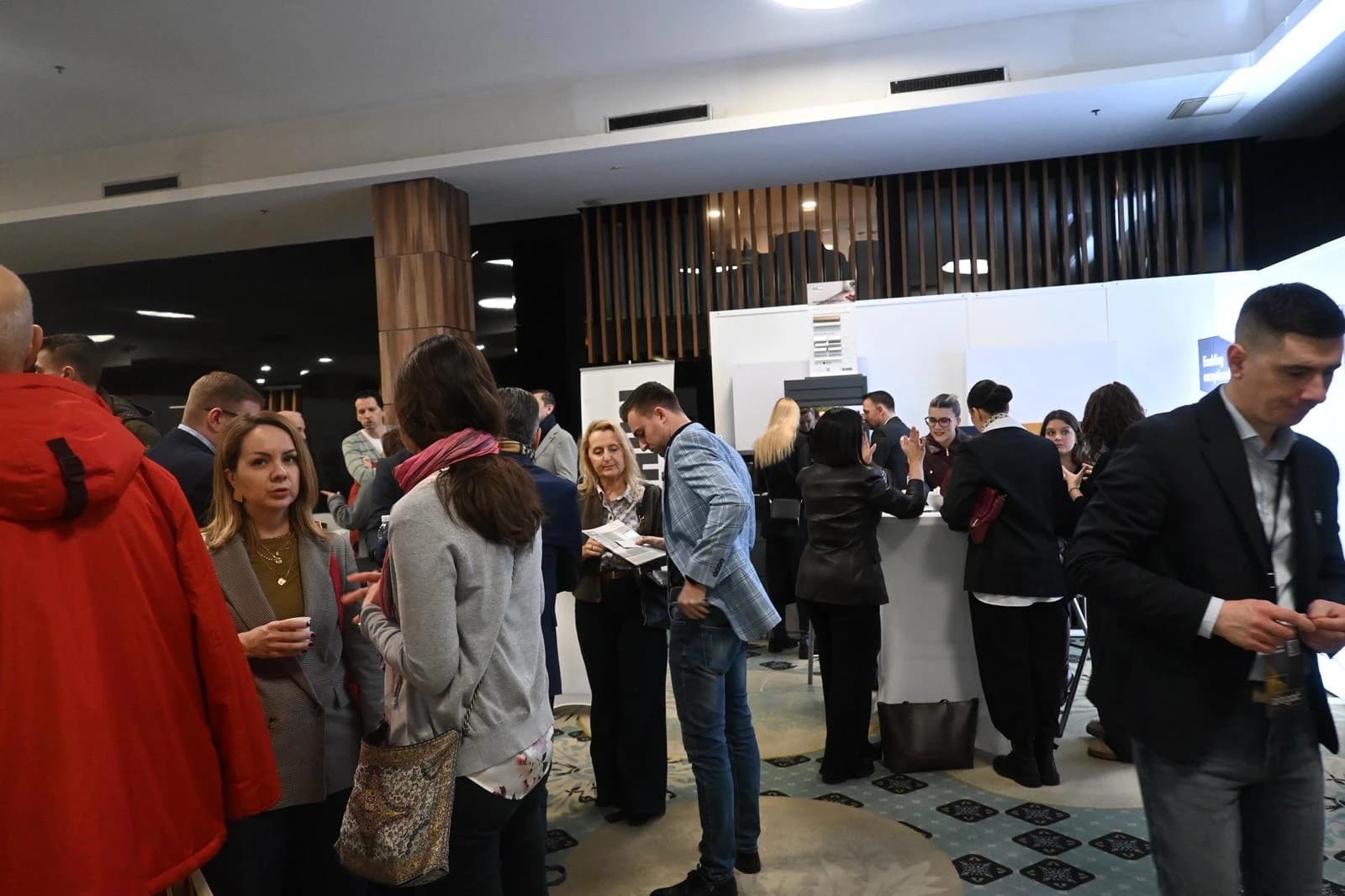 HOME & GARDEN INTERIOR DESIGN (3)