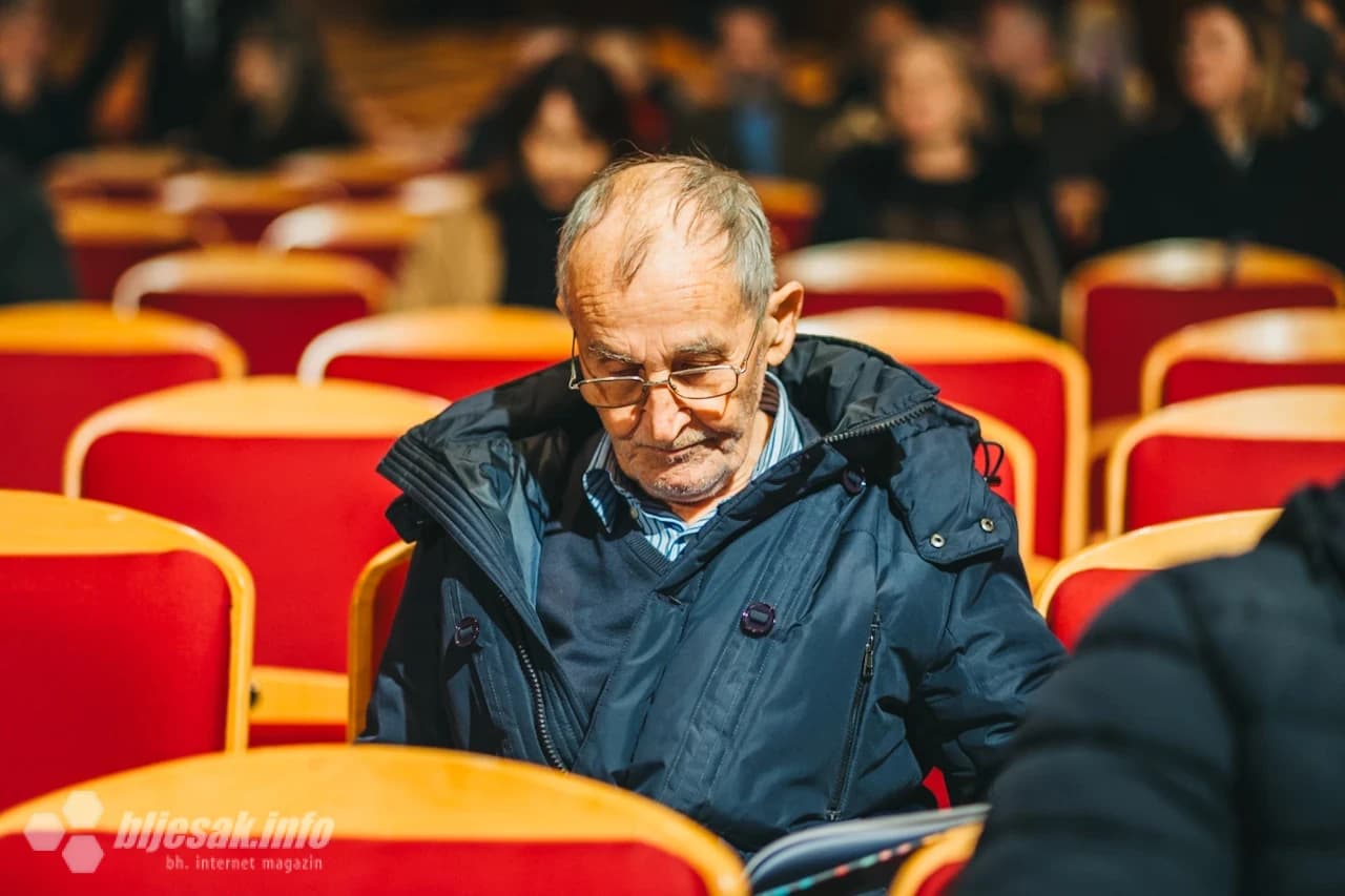 Predstavljena monografija o povijesti i identitetu "Jedinstvene srednje škole"