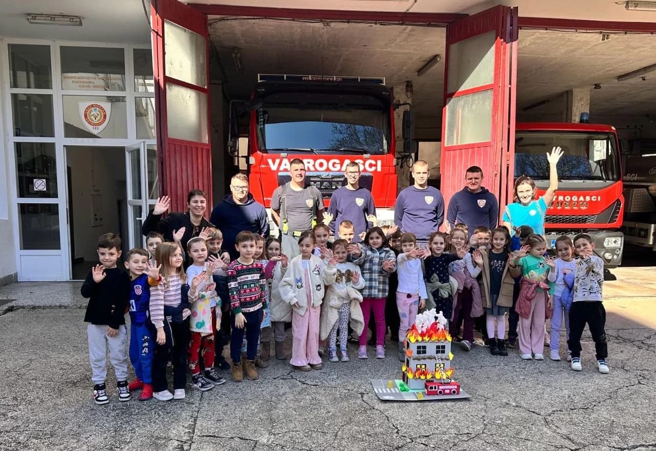 Djeca u posjeti PVP Mostar