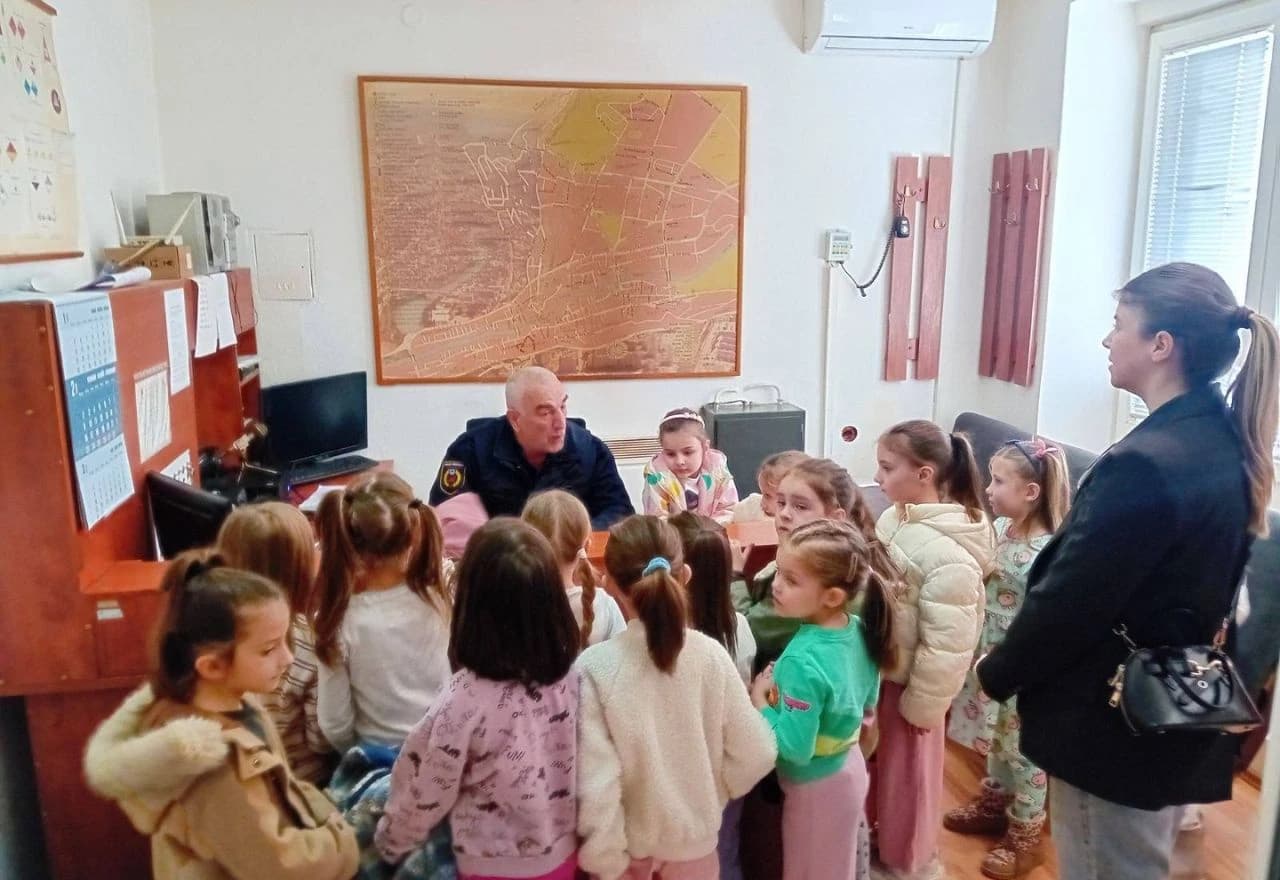 Djeca u prostorijama PVP Mostar