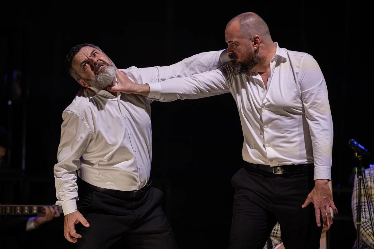 Ovo je priča o Mujagi Komadini