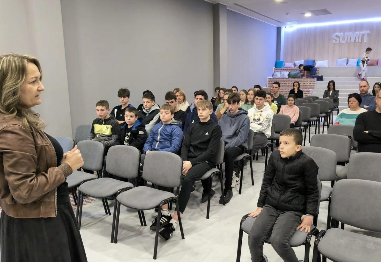 Edukativni seminar za plivače