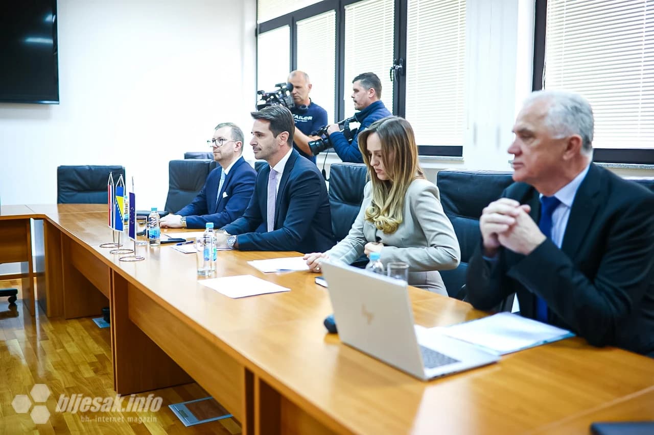 Sastanak Vedrana Škobića i Gorana Selaka u Mostaru