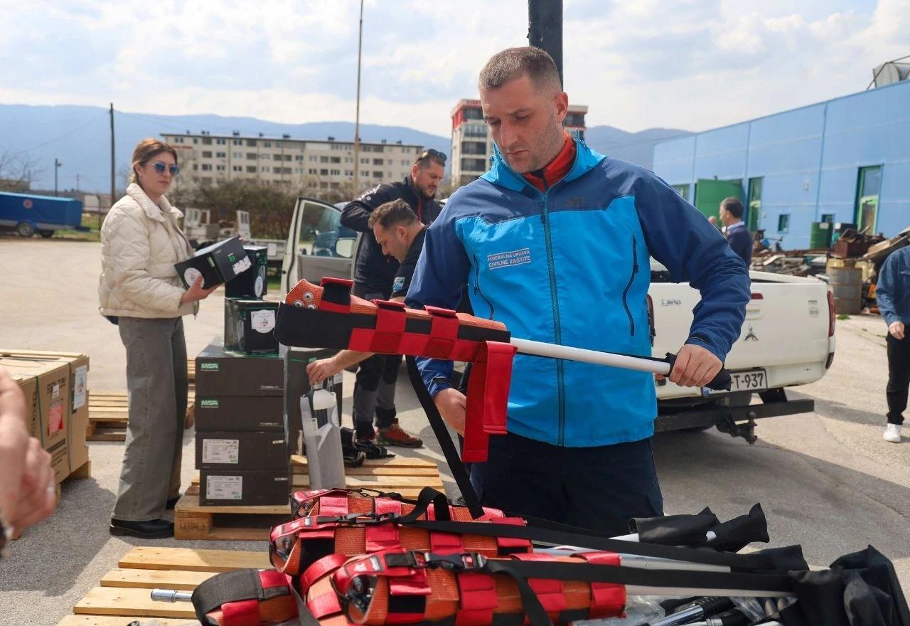 Donacije opreme Civilnim zaštitama u BiH