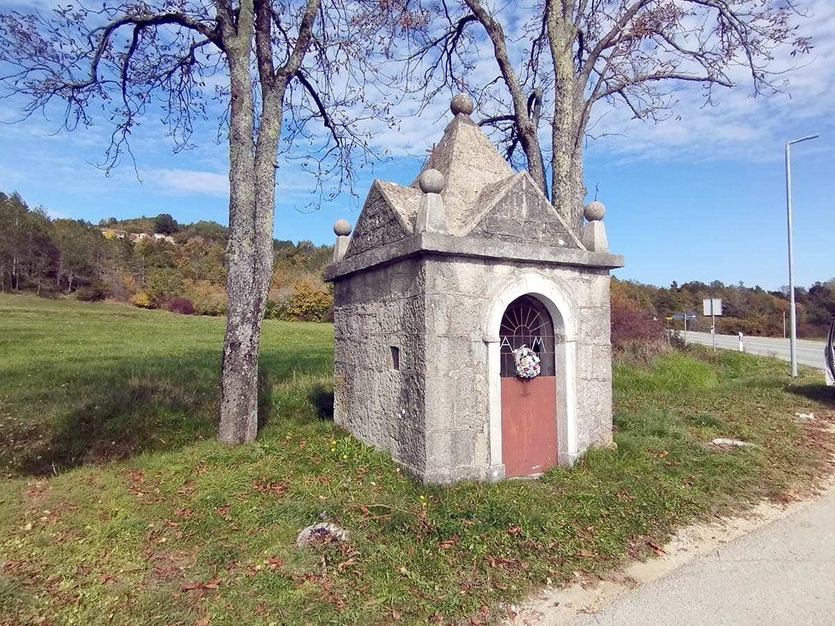 Kapelica-sarkofag 😊