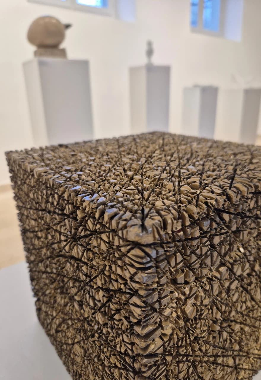 U Danilovgradu otvoreno prvo Trijenale Balkana skulpture malog formata