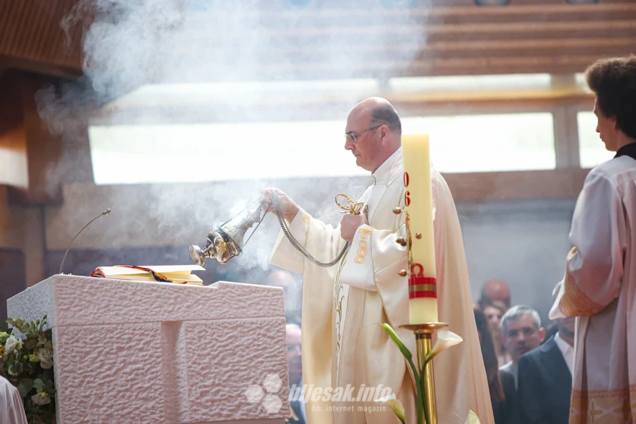 Uskrsna misa u Mostaru