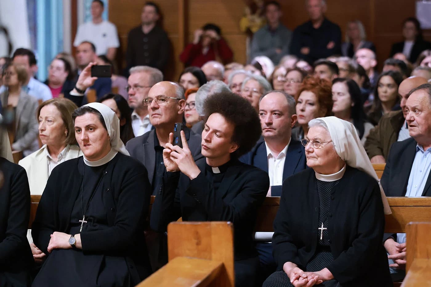 Publika u Mostaru ostala bez daha nakon koncerta