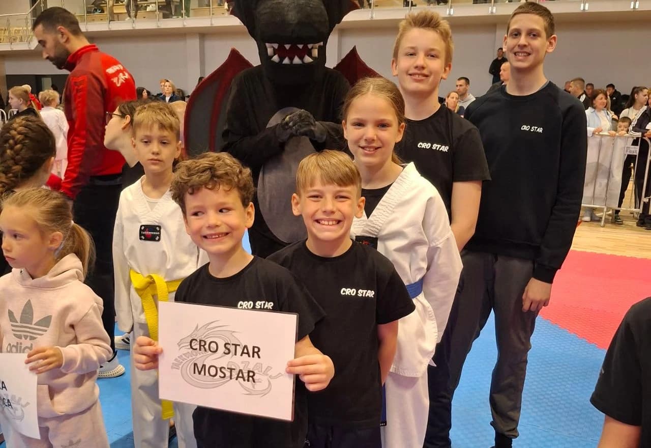 Ekipa Cro Stara na turniru u Ozlju