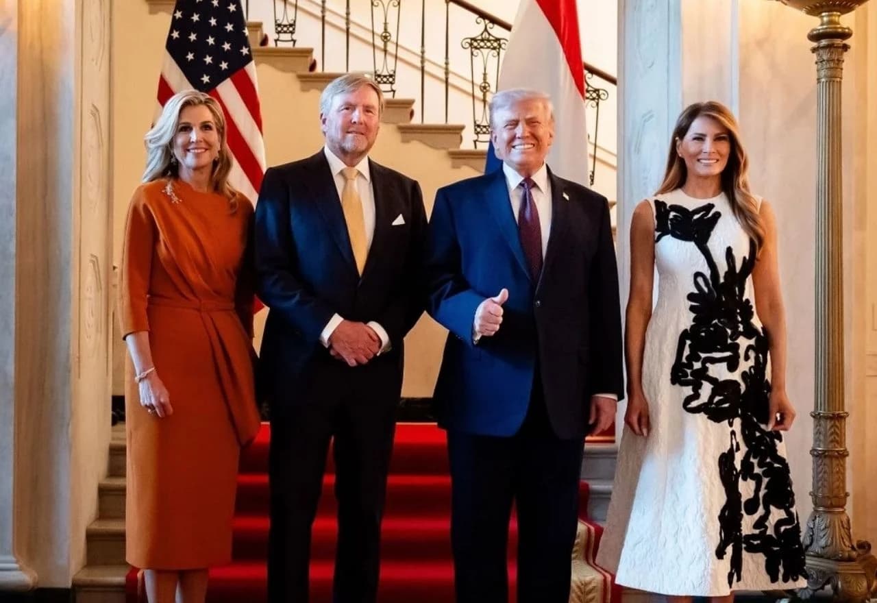 Melania i Donald Trump s gostima