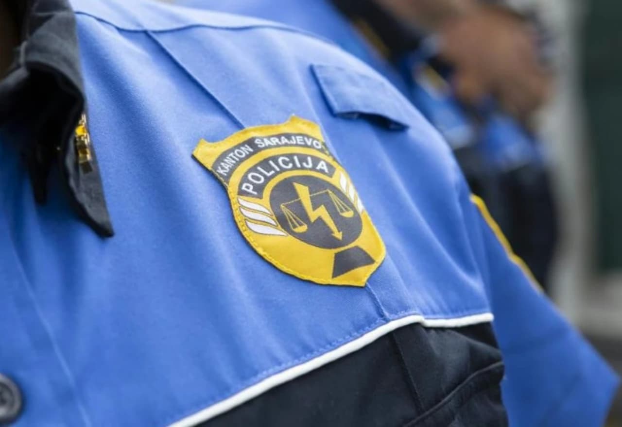 Dojave o bombama stigle u sarajevske škole