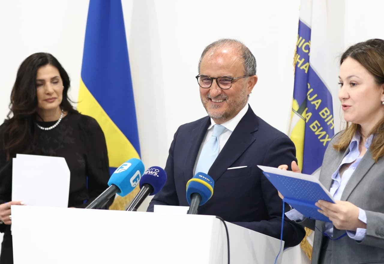 Granična policija BiH dobila opremu vrijednu oko 200.000 eura